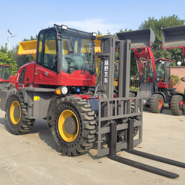 3-Ton all terrain forklift1